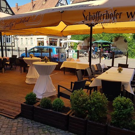 Hotel-Cafe Am Rathaus Гарделеген Экстерьер фото
